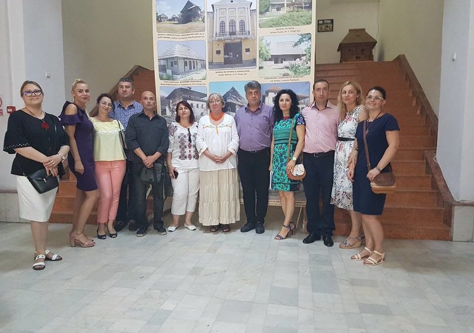 Expoziția itinerantă „Sat și societate: 1918-2018” la Tg. Jiu